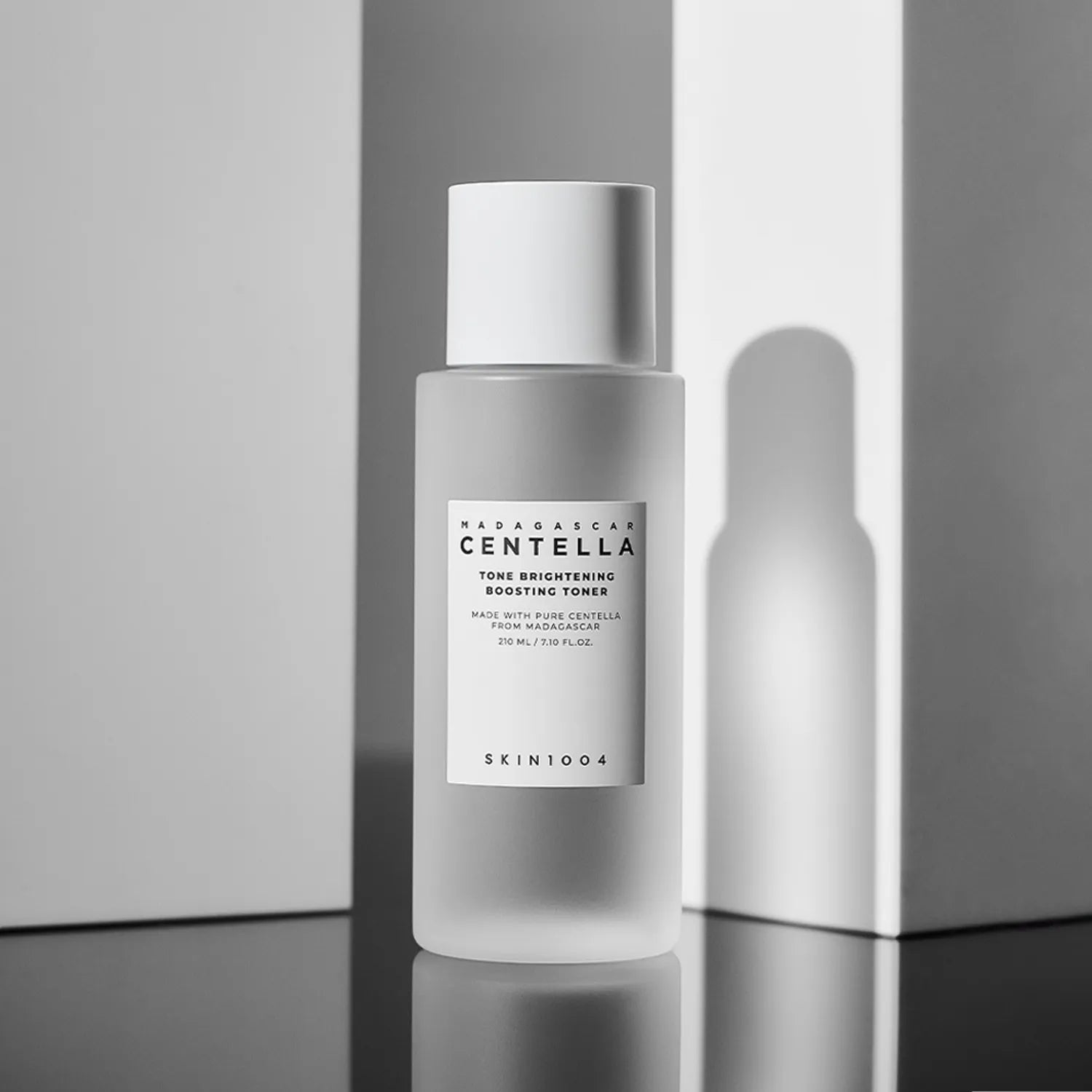 SKIN1004 Madagascar Centella Tone Brightening Boosting Toner 210ml