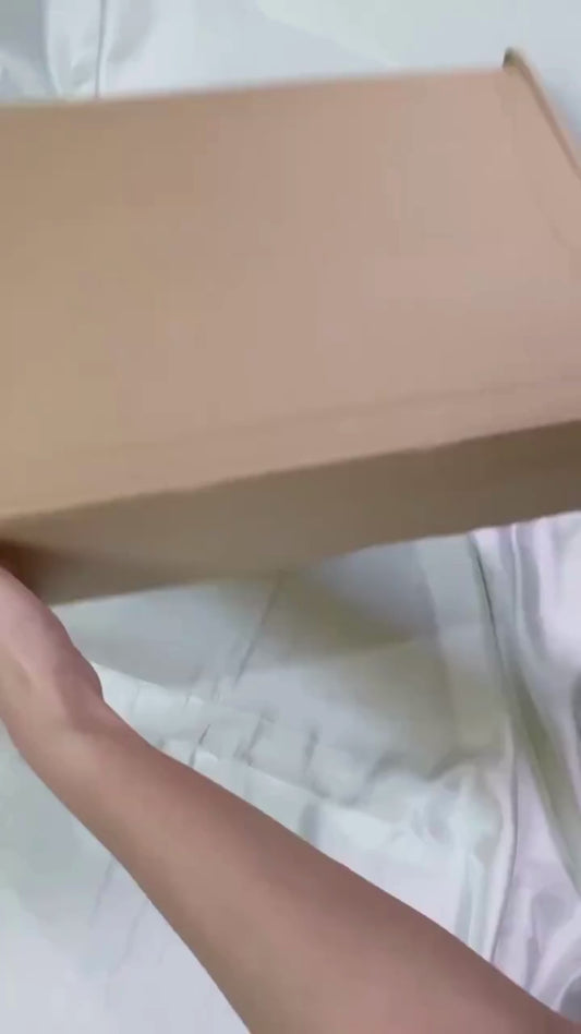 Maison Nari X Skin1004 Box